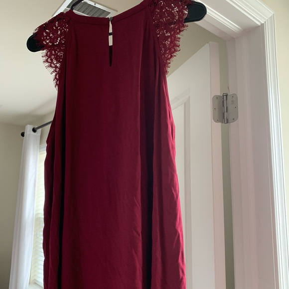 Loft Lace short sleeve top - Picture 4 of 4